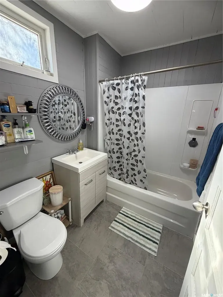 309 5th Street W Carlyle SK S0C 0R0