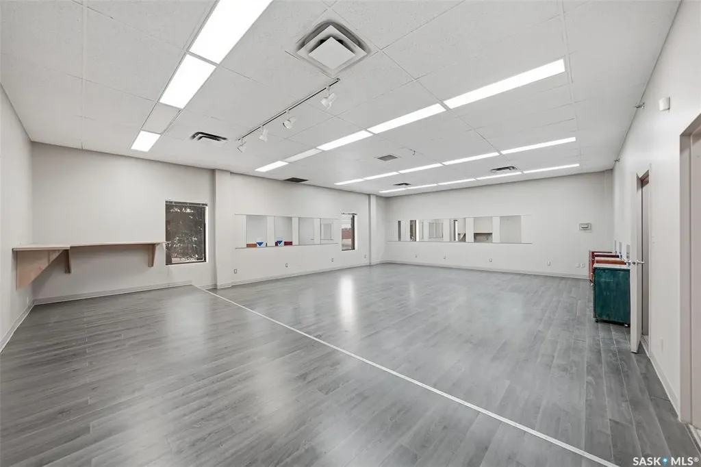 210 44th Street E Saskatoon SK S7K 8A7