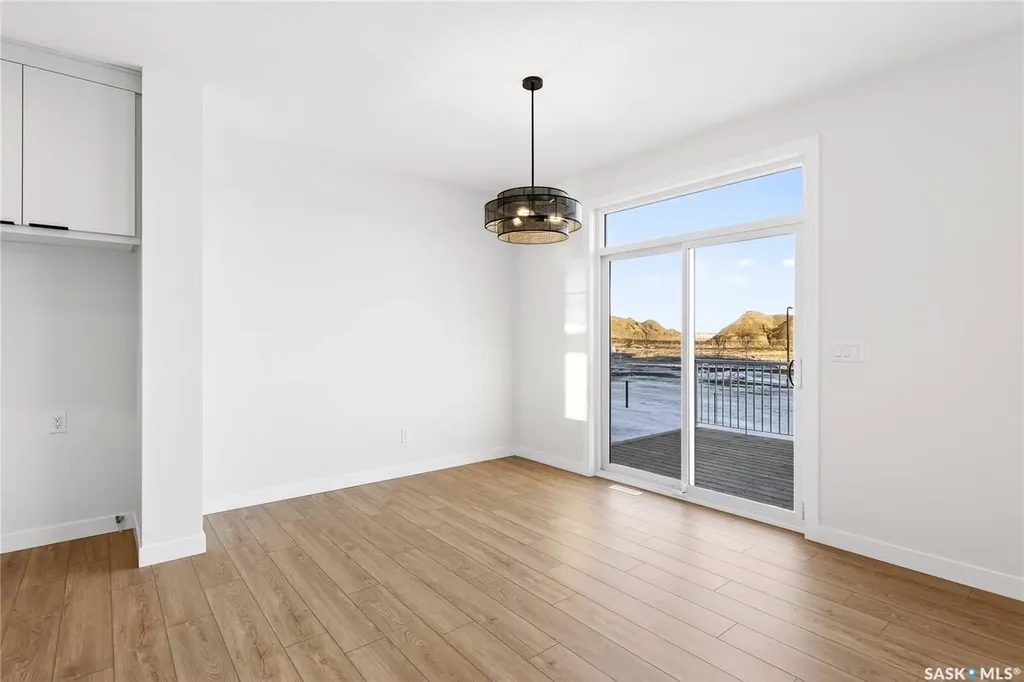 283 Nazarali Way Saskatoon SK S7V 1X6