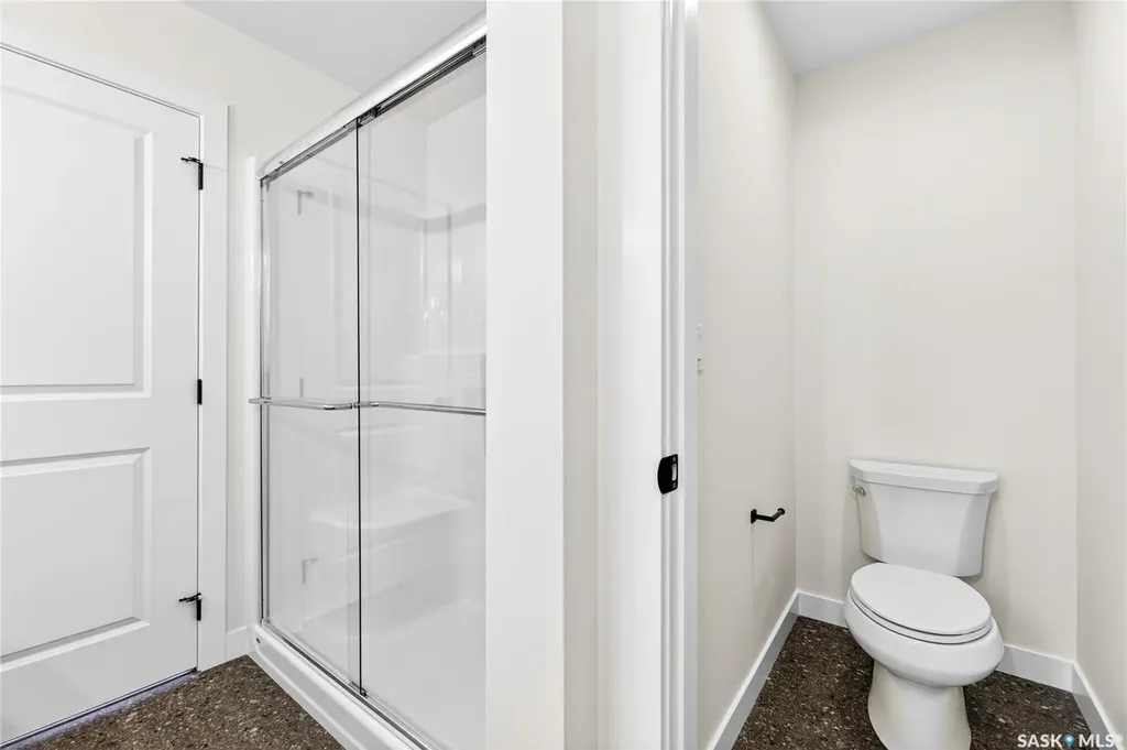 283 Nazarali Way Saskatoon SK S7V 1X6