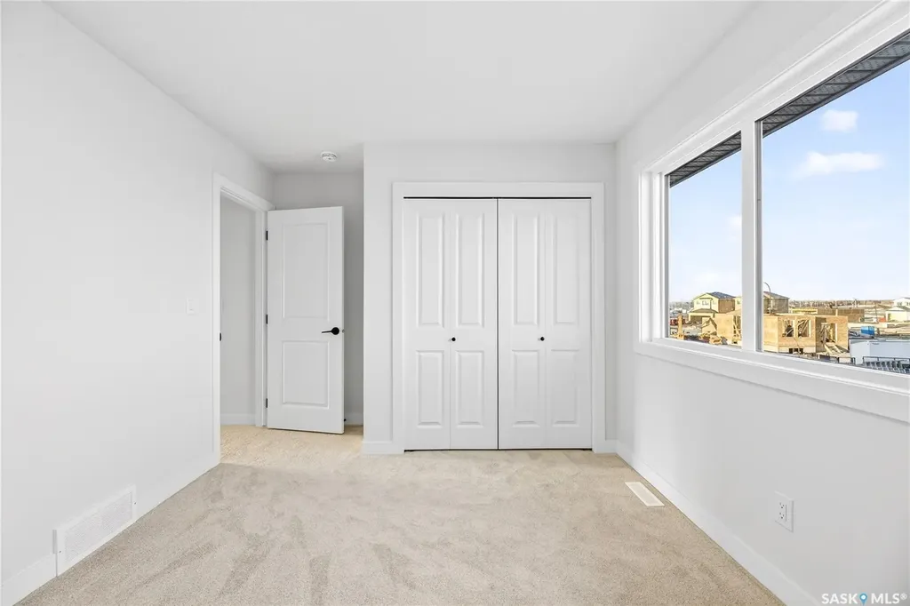 283 Nazarali Way Saskatoon SK S7V 1X6