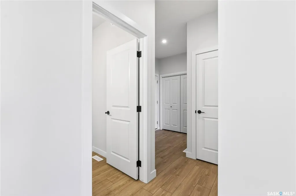 283 Nazarali Way Saskatoon SK S7V 1X6