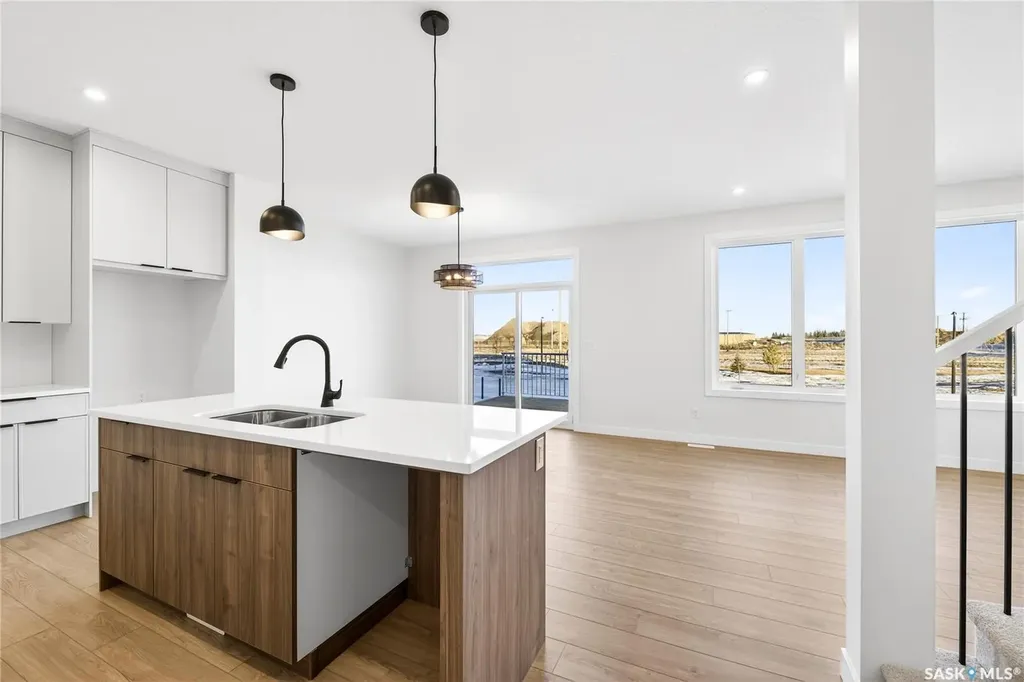283 Nazarali Way Saskatoon SK S7V 1X6