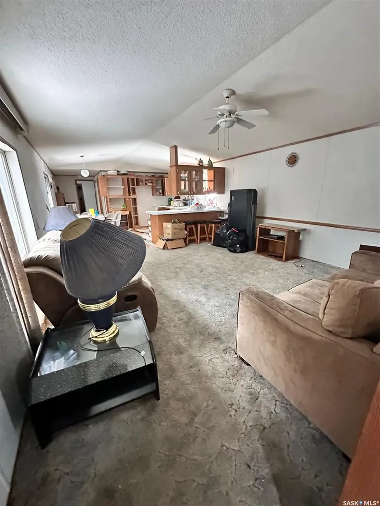 106 2nd Avenue SW Dorintosh SK S0M 0T0