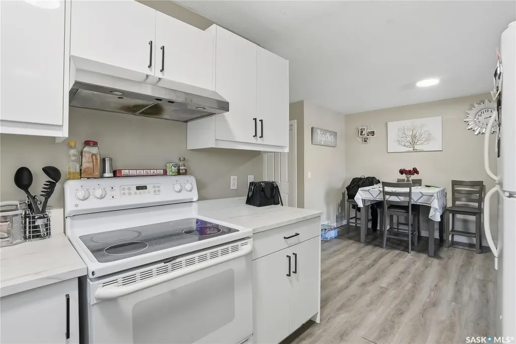 121 Olmstead Road Saskatoon SK S7M 4L9