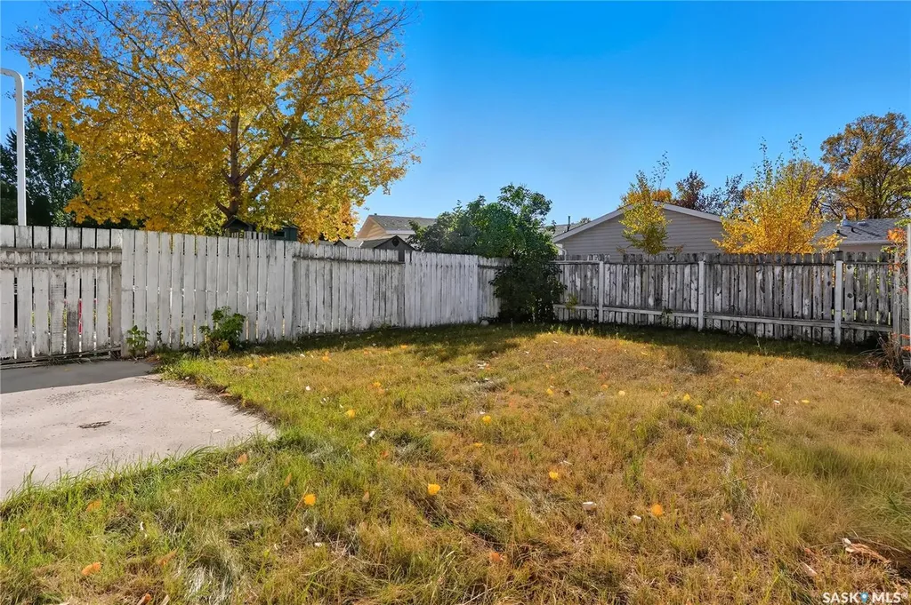 121 Olmstead Road Saskatoon SK S7M 4L9