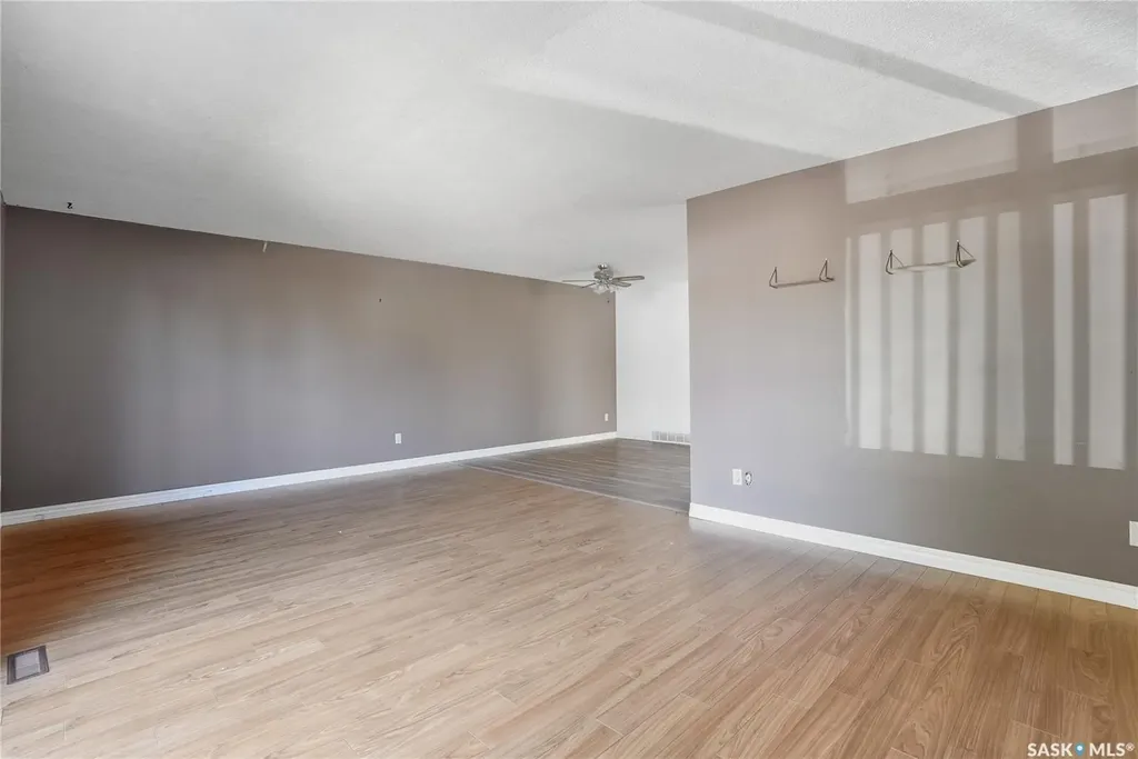 121 Olmstead Road Saskatoon SK S7M 4L9