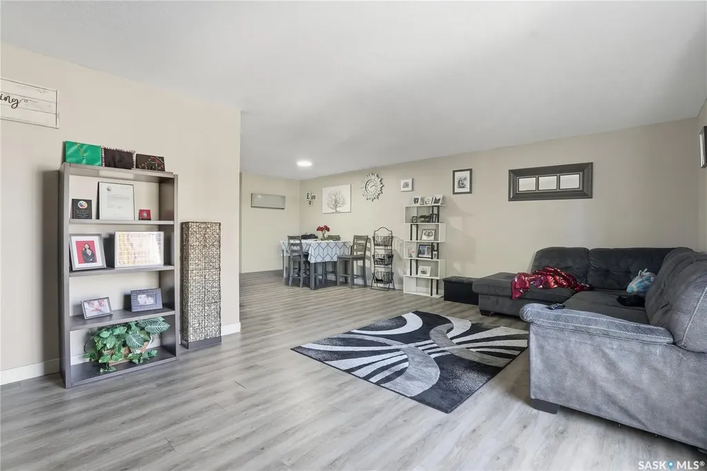 121 Olmstead Road Saskatoon SK S7M 4L9