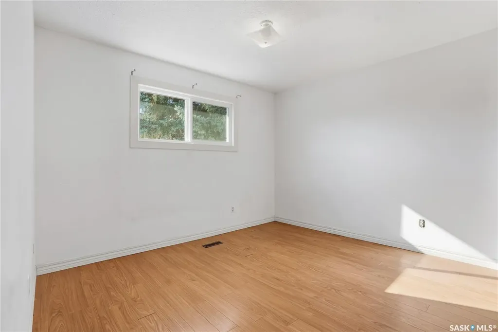 121 Olmstead Road Saskatoon SK S7M 4L9