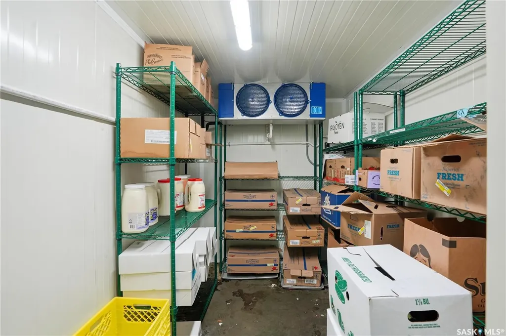 2806 8th Street E Saskatoon SK S7H 1A9