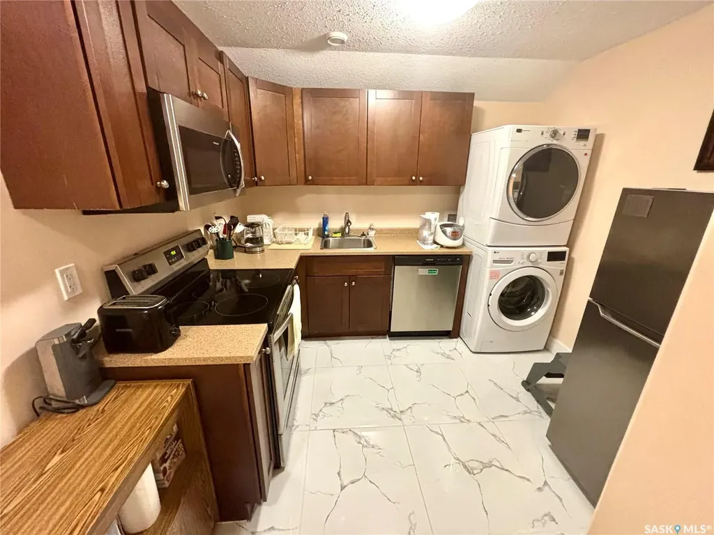 104 Atton Crescent Saskatoon SK S7W 0N9