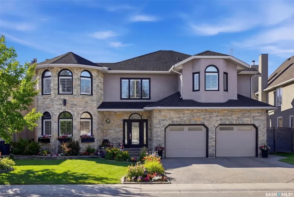 3606 Selinger Crescent Regina SK S4V 2H6