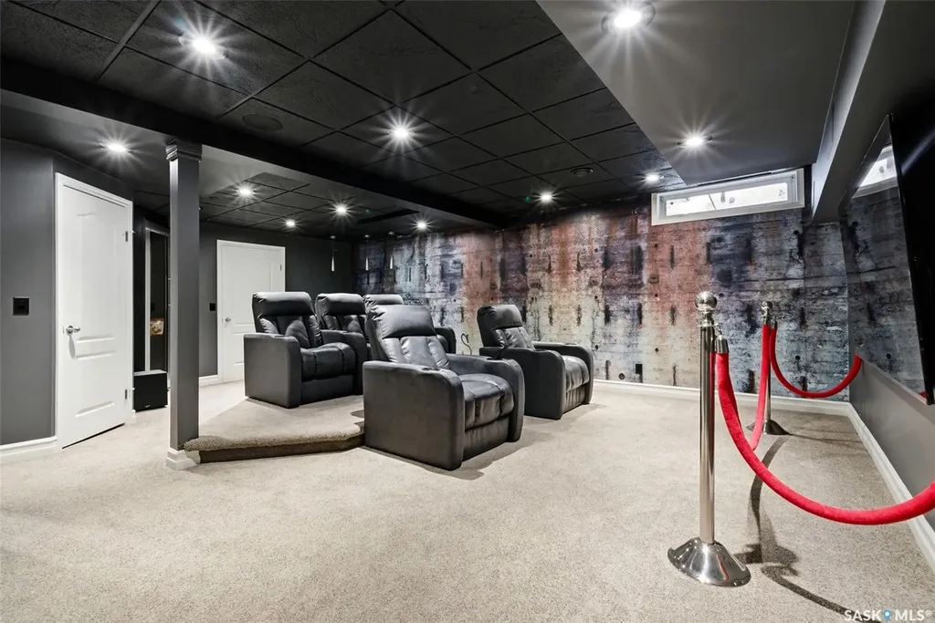 3606 Selinger Crescent Regina SK S4V 2H6