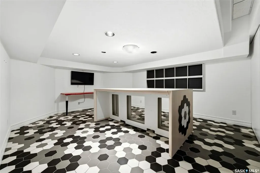 3606 Selinger Crescent Regina SK S4V 2H6