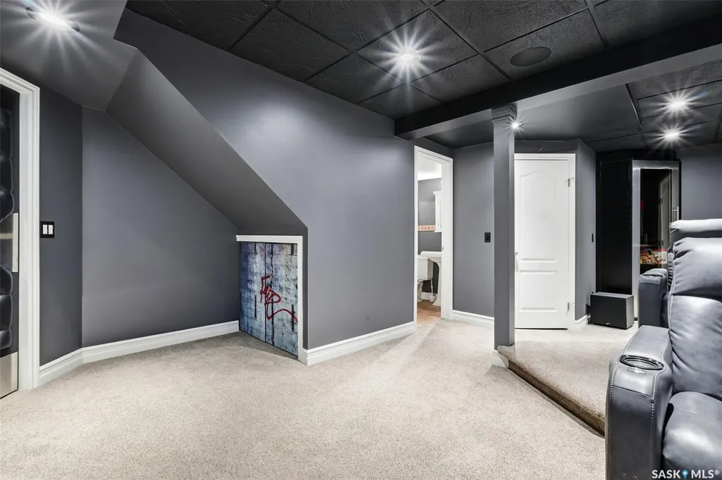 3606 Selinger Crescent Regina SK S4V 2H6