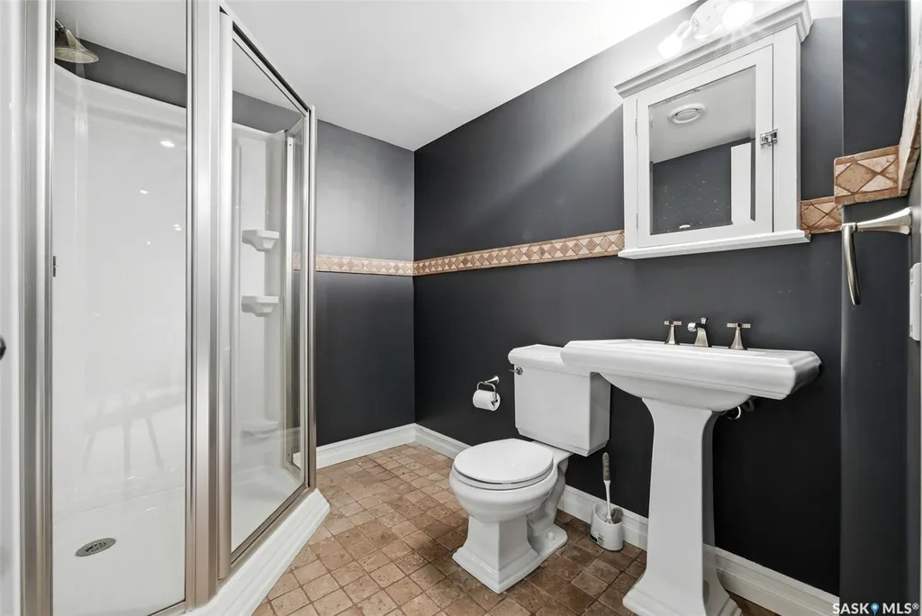 3606 Selinger Crescent Regina SK S4V 2H6
