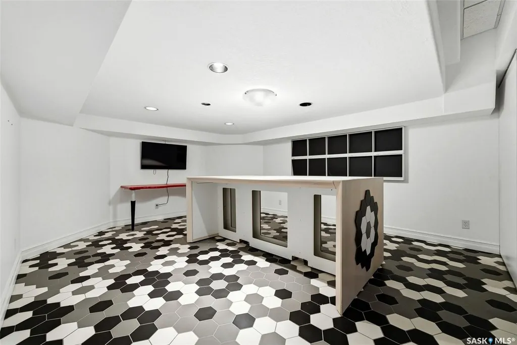 3606 Selinger Crescent Regina SK S4V 2H6