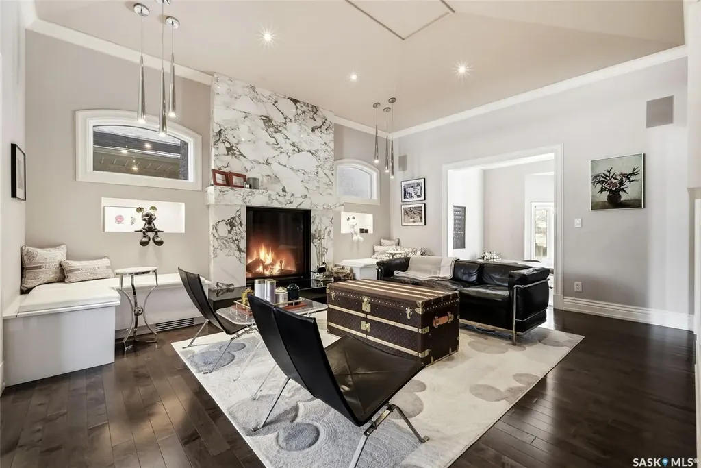 3606 Selinger Crescent Regina SK S4V 2H6