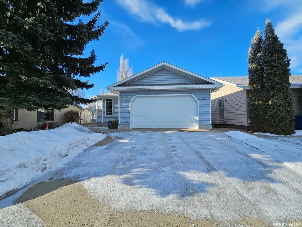 260 5th Avenue E Unity SK S0K 4L0