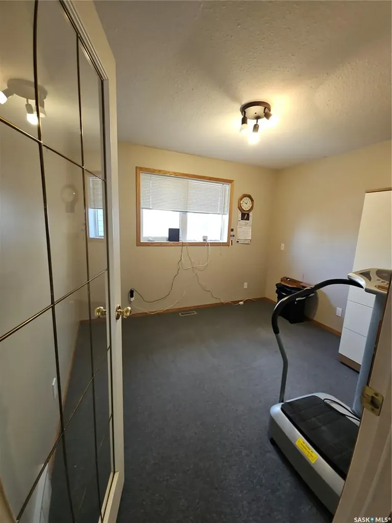 260 5th Avenue E Unity SK S0K 4L0