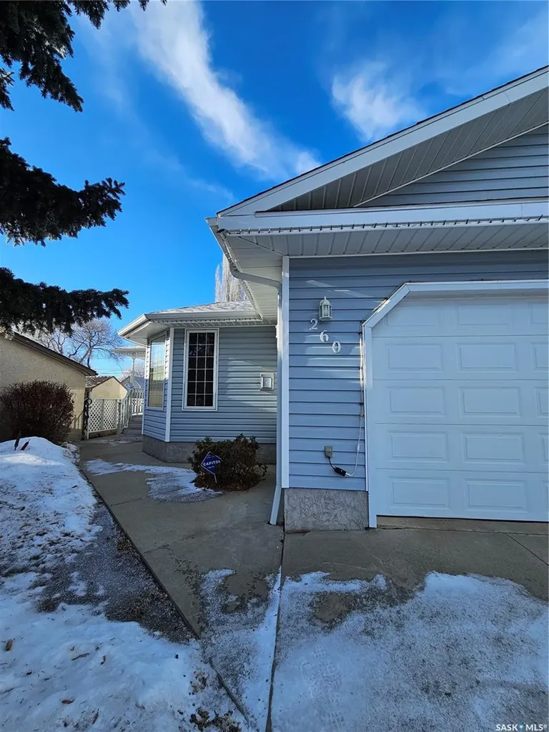 260 5th Avenue E Unity SK S0K 4L0