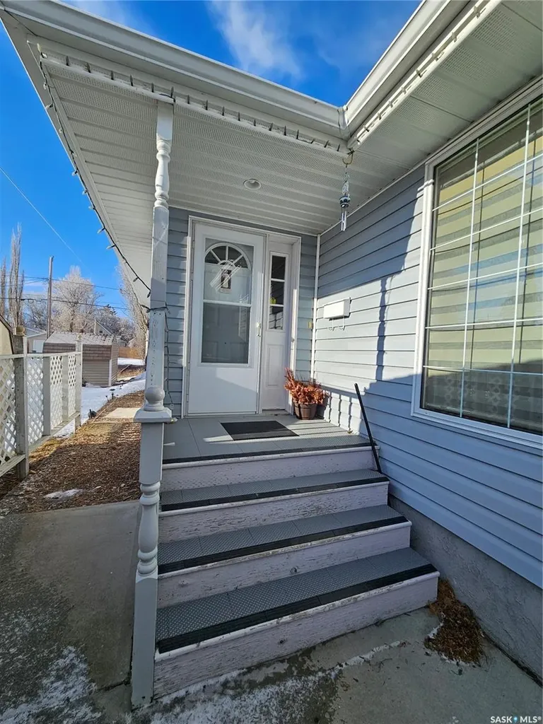 260 5th Avenue E Unity SK S0K 4L0