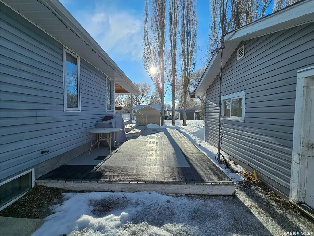 260 5th Avenue E Unity SK S0K 4L0