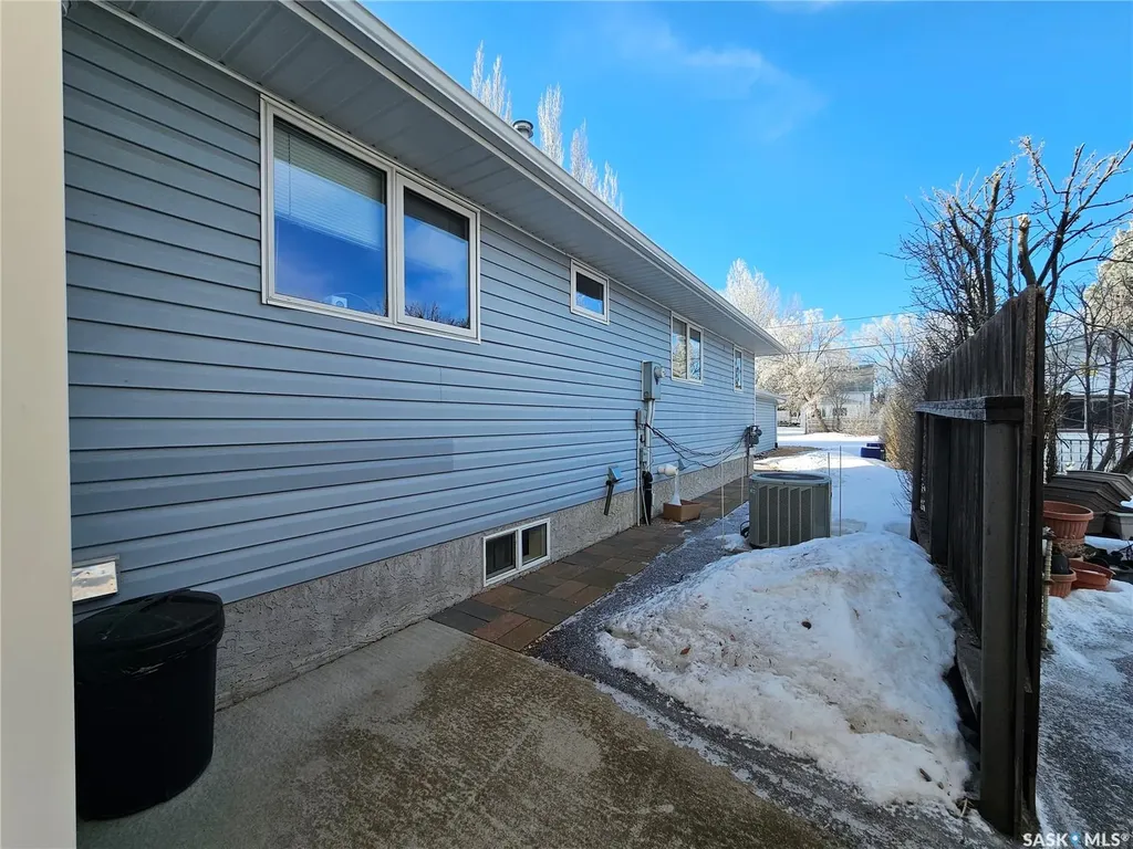 260 5th Avenue E Unity SK S0K 4L0