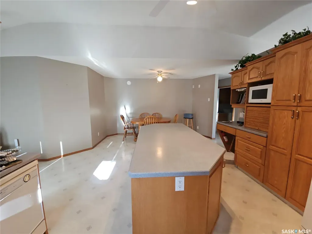 260 5th Avenue E Unity SK S0K 4L0
