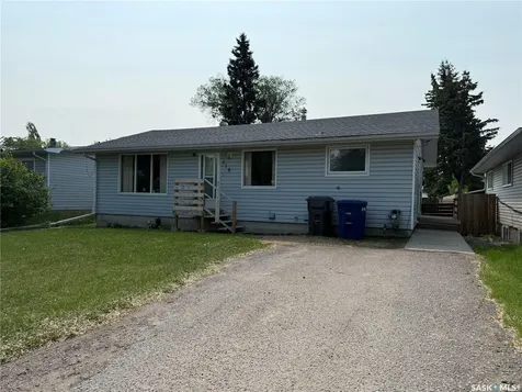 518 3RD Avenue W Meadow Lake SK S9X 1B3
