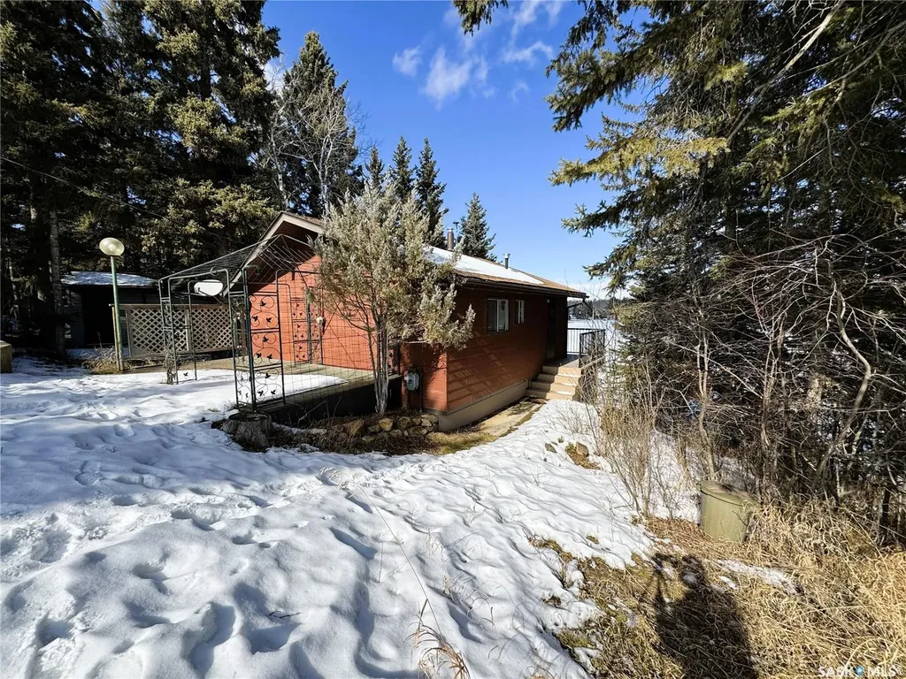 102 Lakeshore Drive Echo Bay SK S0J 2G0