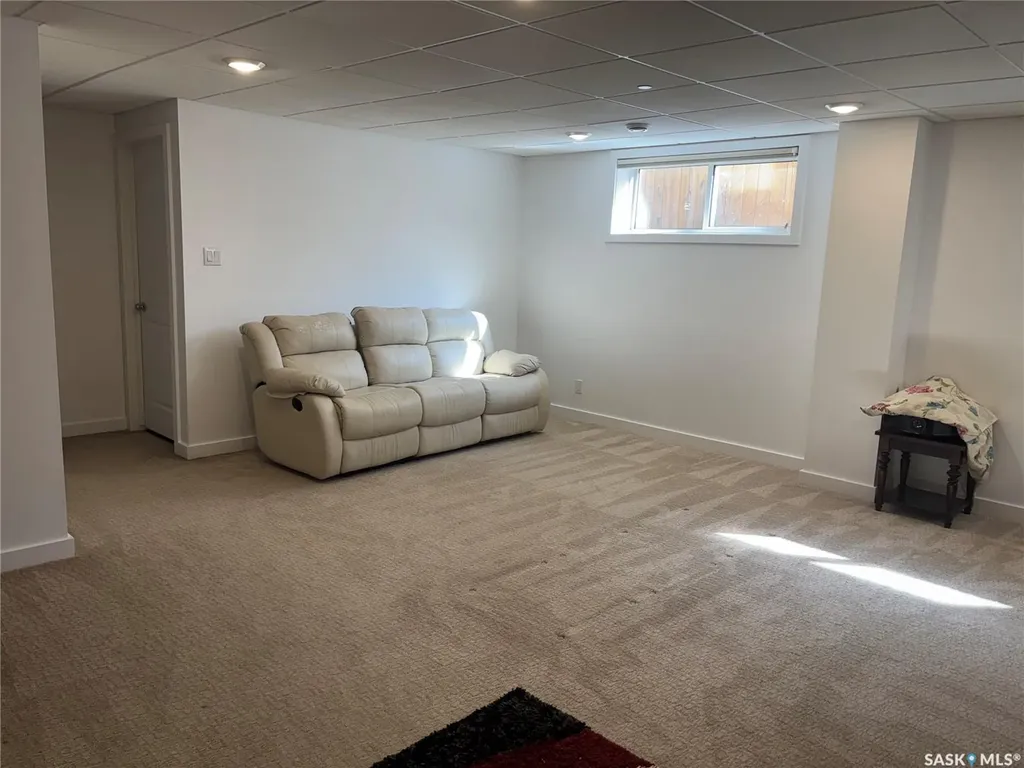 436 Ridgedale Street Swift Current SK S9H 5R9