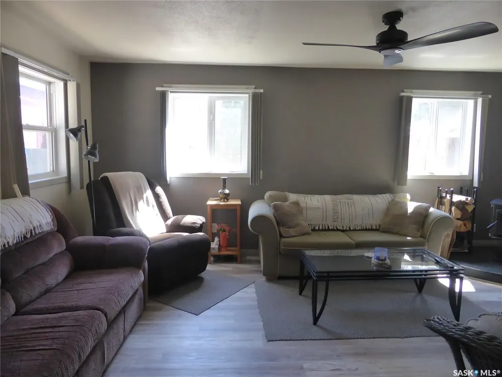 4 Amalia Place Kivimaa-moonlight Bay SK S0M 1J0