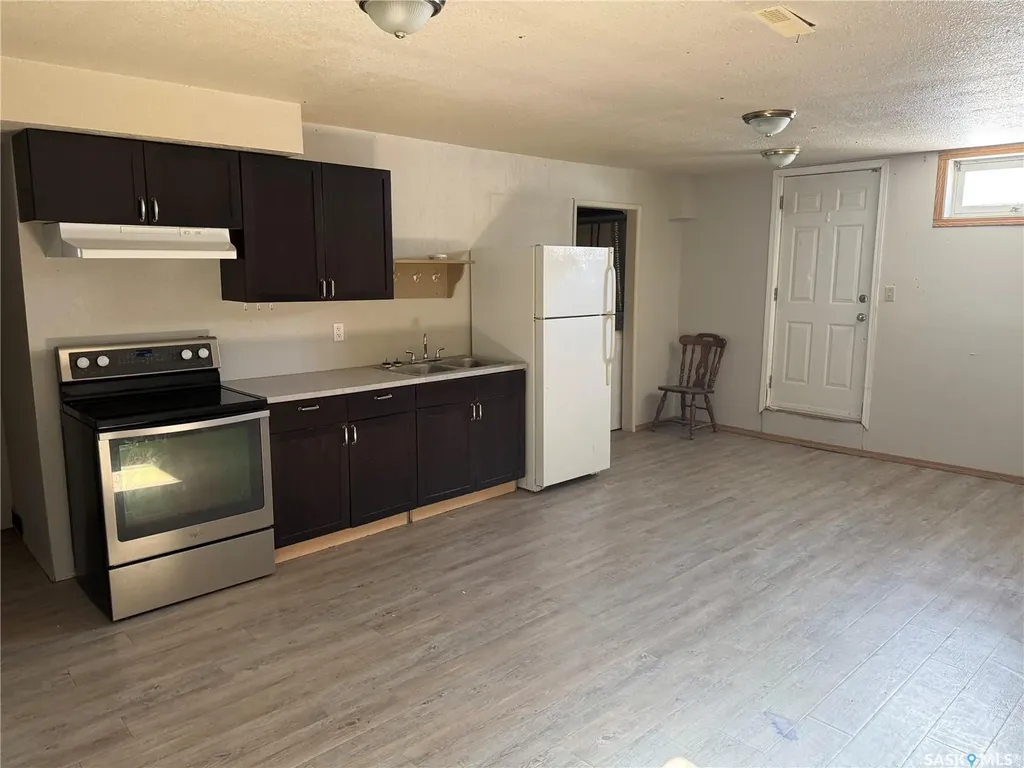 804 Studer Street La Ronge SK S0J 1L0
