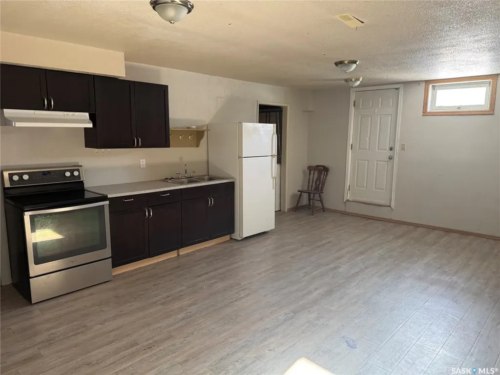 804 Studer Street La Ronge SK S0J 1L0