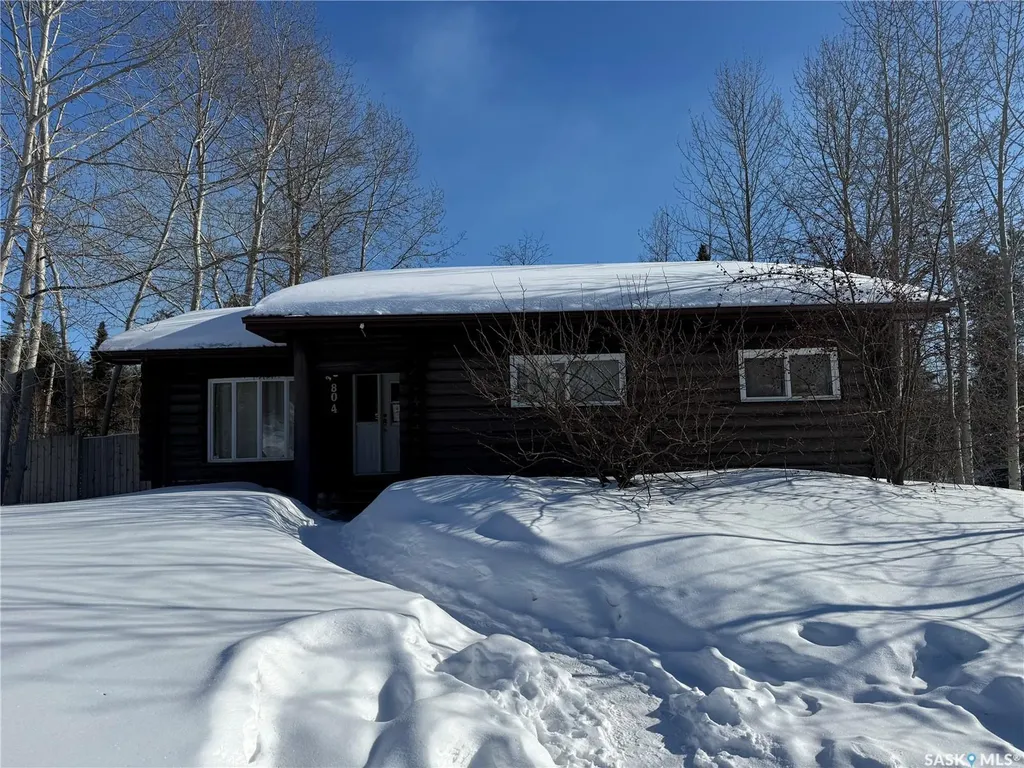 804 Studer Street La Ronge SK S0J 1L0