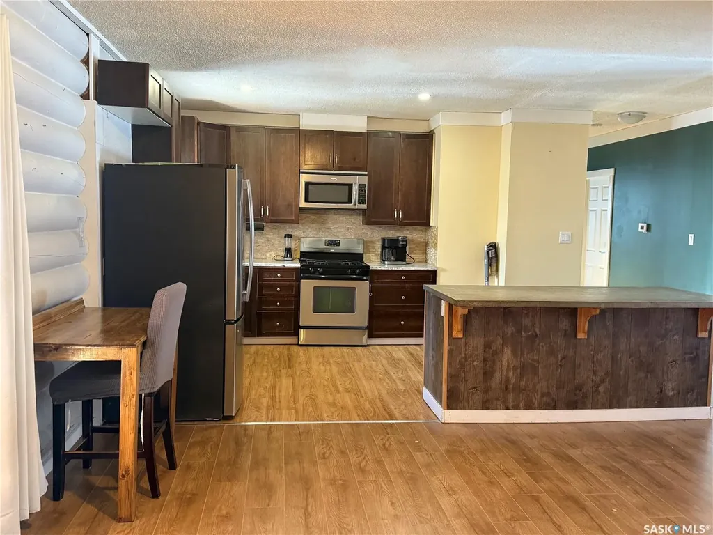 804 Studer Street La Ronge SK S0J 1L0