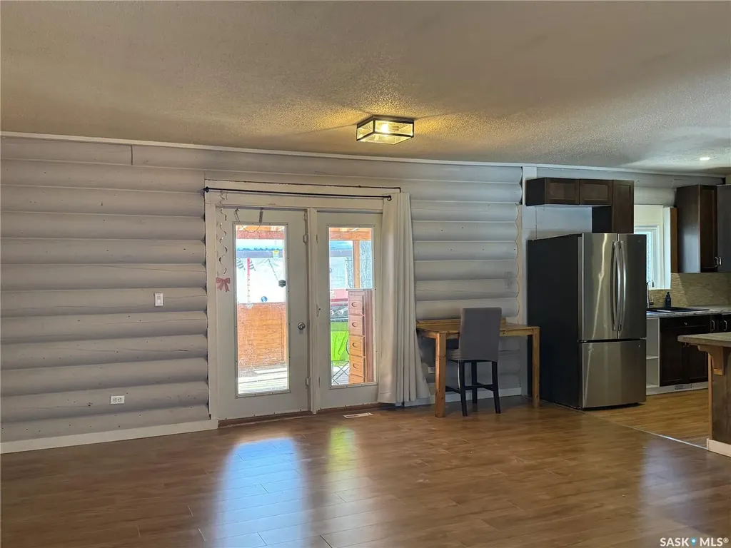 804 Studer Street La Ronge SK S0J 1L0