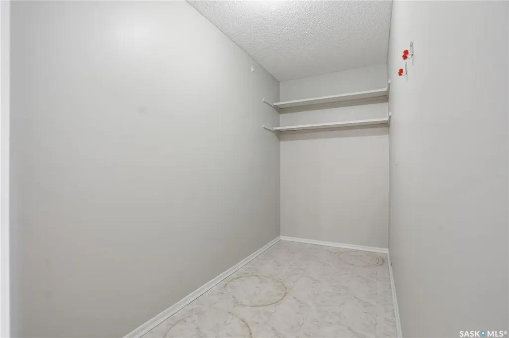 4219 Degeer Street Saskatoon SK S7H 4N6