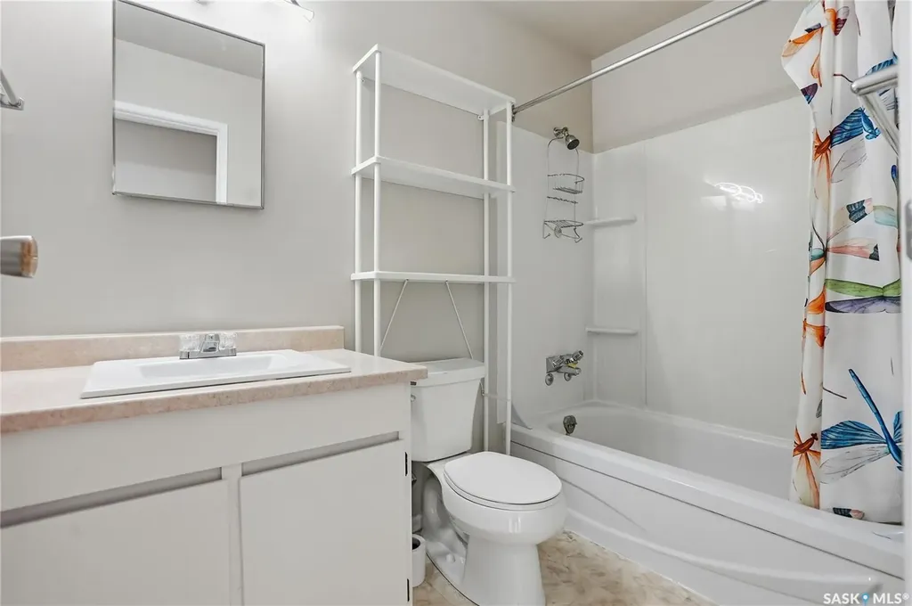 4219 Degeer Street Saskatoon SK S7H 4N6