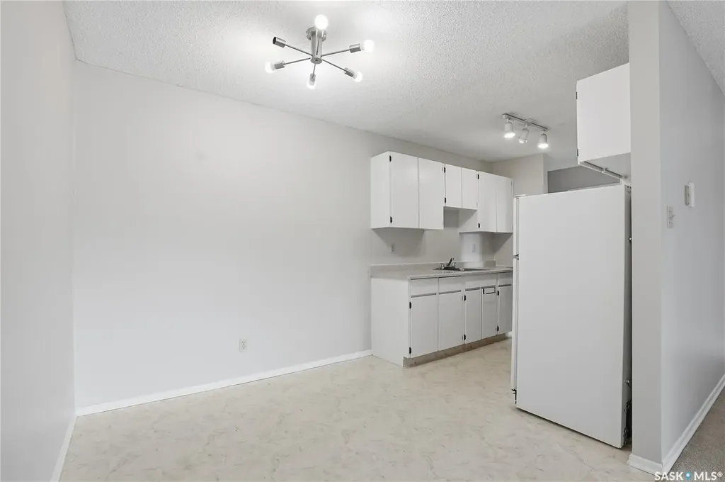 4219 Degeer Street Saskatoon SK S7H 4N6
