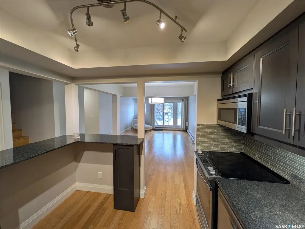 921 Main Street E Saskatoon SK S7H 0K5