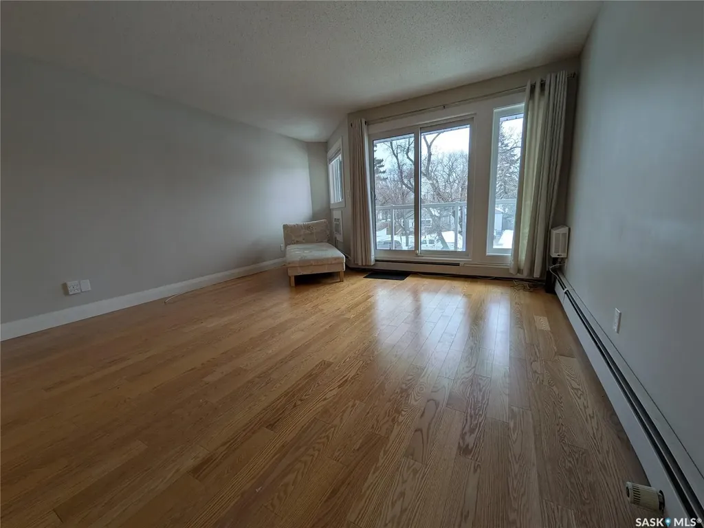 921 Main Street E Saskatoon SK S7H 0K5