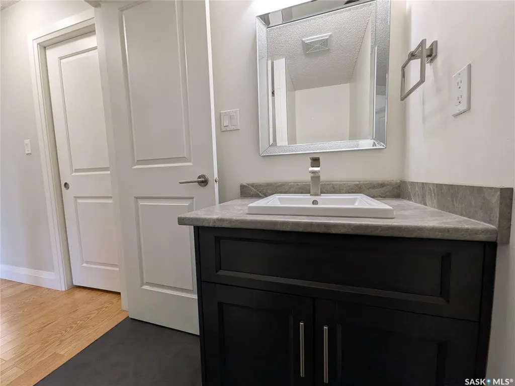 921 Main Street E Saskatoon SK S7H 0K5
