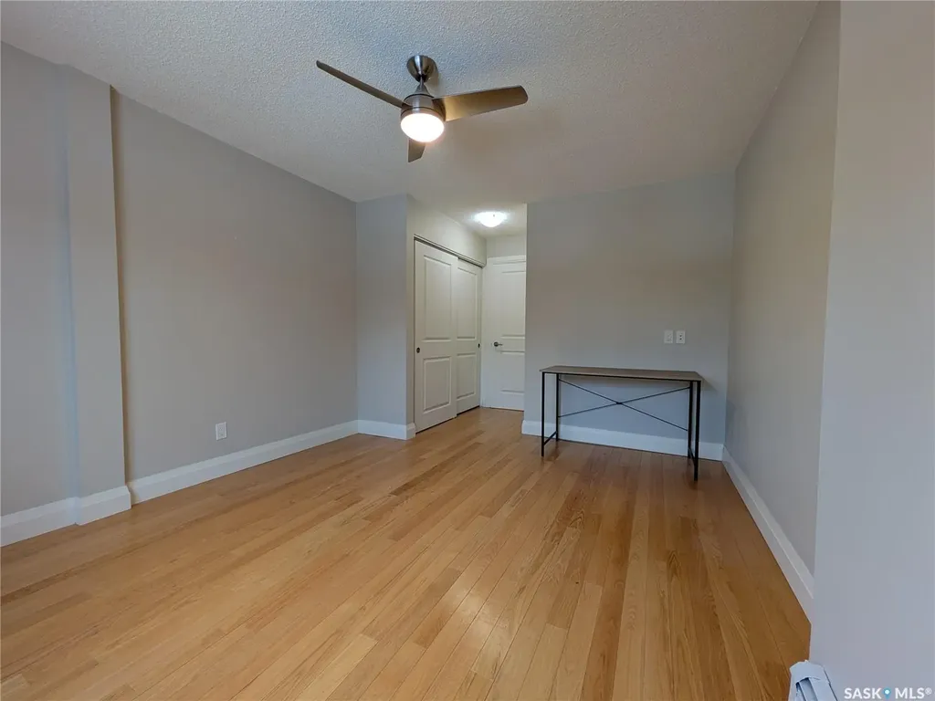 921 Main Street E Saskatoon SK S7H 0K5
