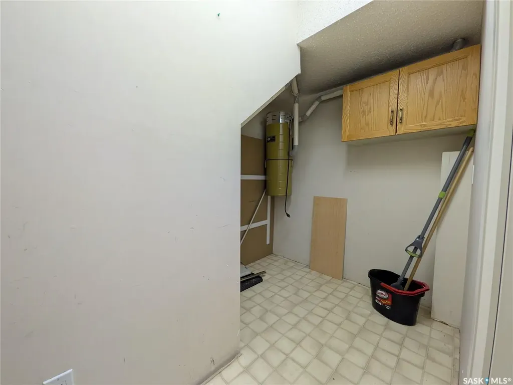 921 Main Street E Saskatoon SK S7H 0K5