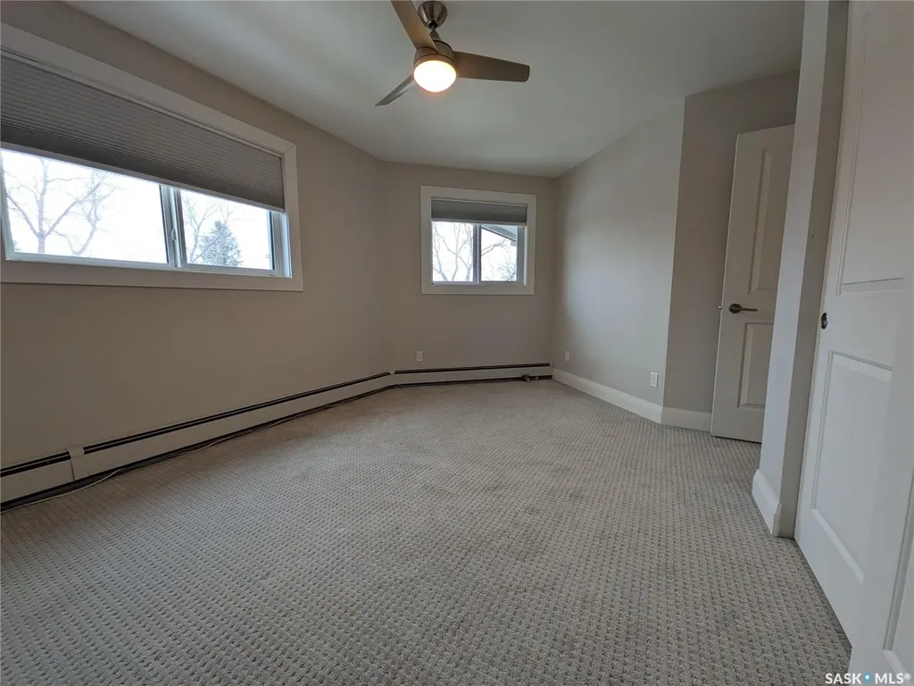 921 Main Street E Saskatoon SK S7H 0K5