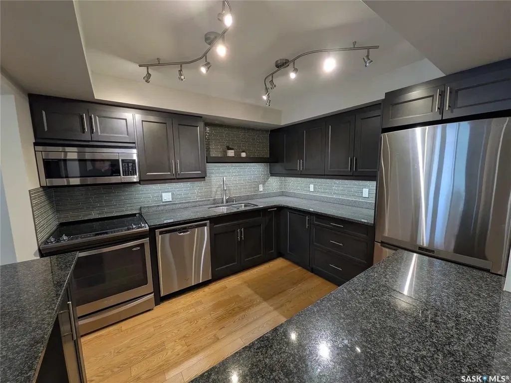 921 Main Street E Saskatoon SK S7H 0K5