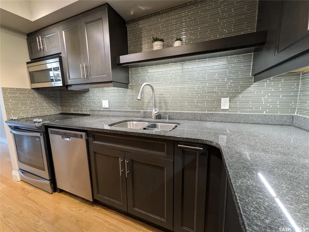 921 Main Street E Saskatoon SK S7H 0K5