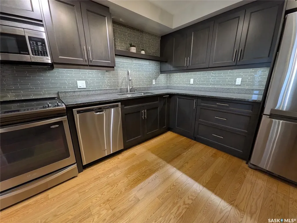 921 Main Street E Saskatoon SK S7H 0K5
